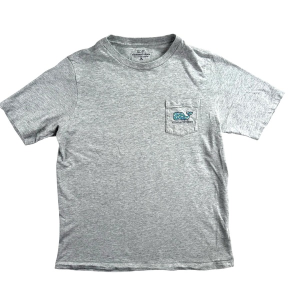 Vineyard Vines Other - Vineyard Vines Boys Gray Shark Print Whale Logo Pocket T-Shirt Size M 12-14